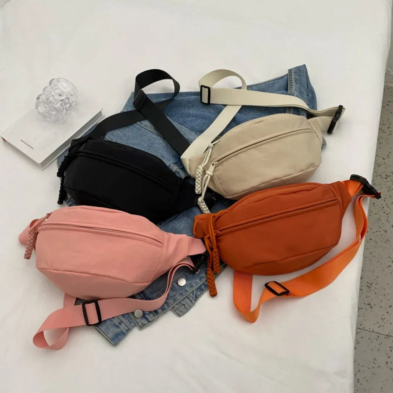 Women's pouch – to be worn on the chest or waist
