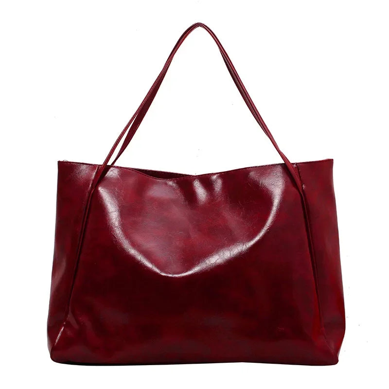 Women's shoulder bag – spacious, soft and elegant in a retro style