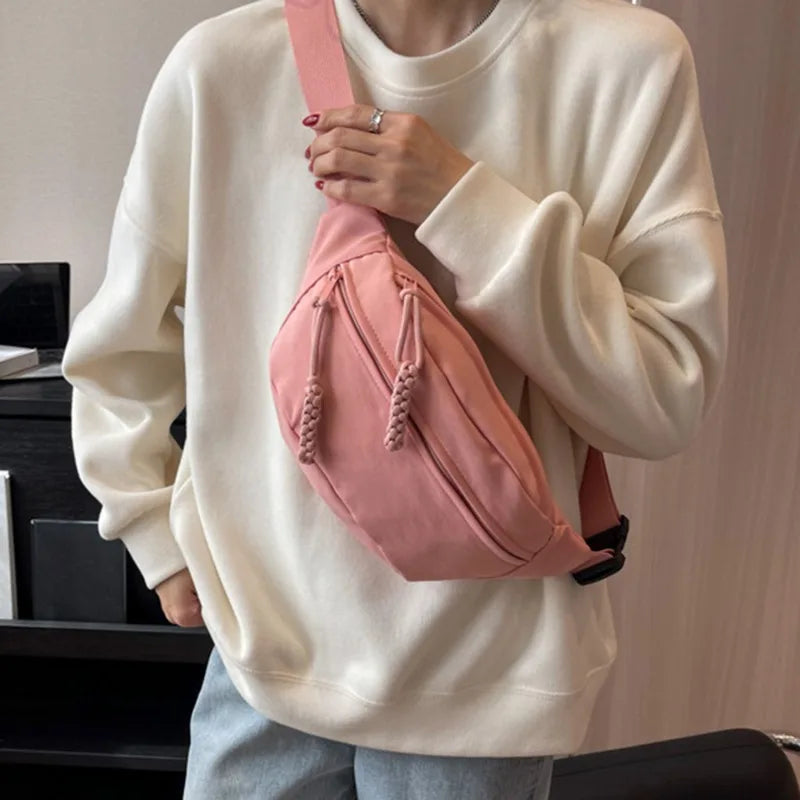 Women's pouch – to be worn on the chest or waist