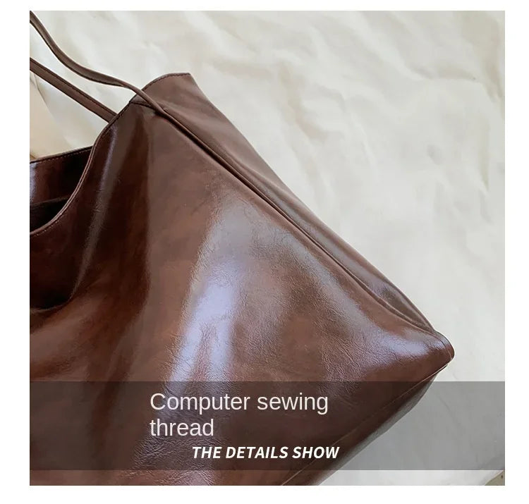 Women's shoulder bag – spacious, soft and elegant in a retro style